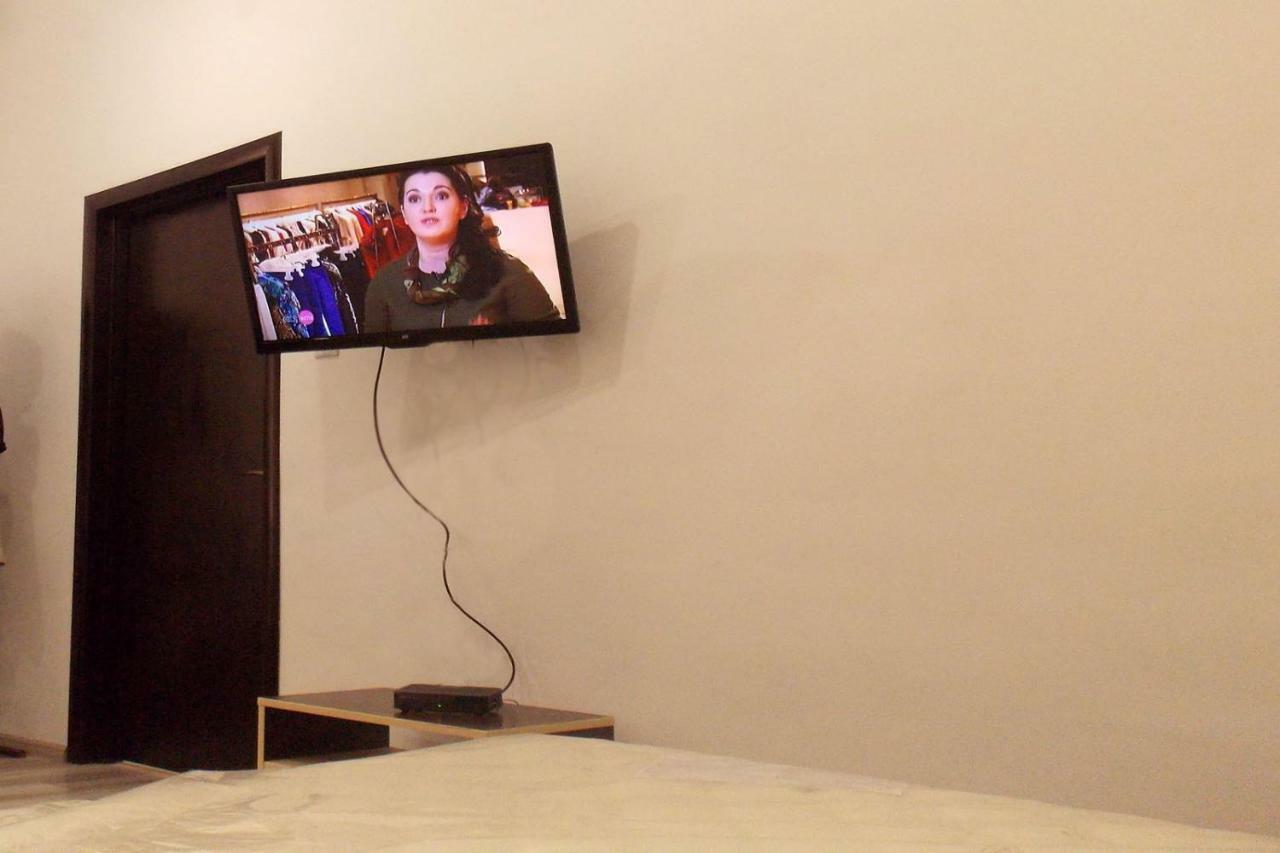Apartment At Teodora Sqr ลวีฟ ภายนอก รูปภาพ